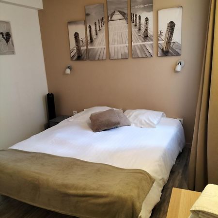 A Mi Chemin Hotel โอแบร์เน ภายนอก รูปภาพ